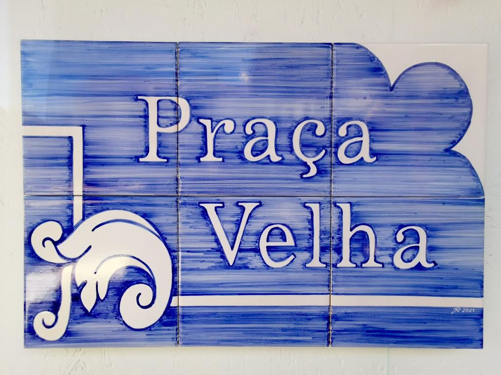 Pra&ccedil;a Velha